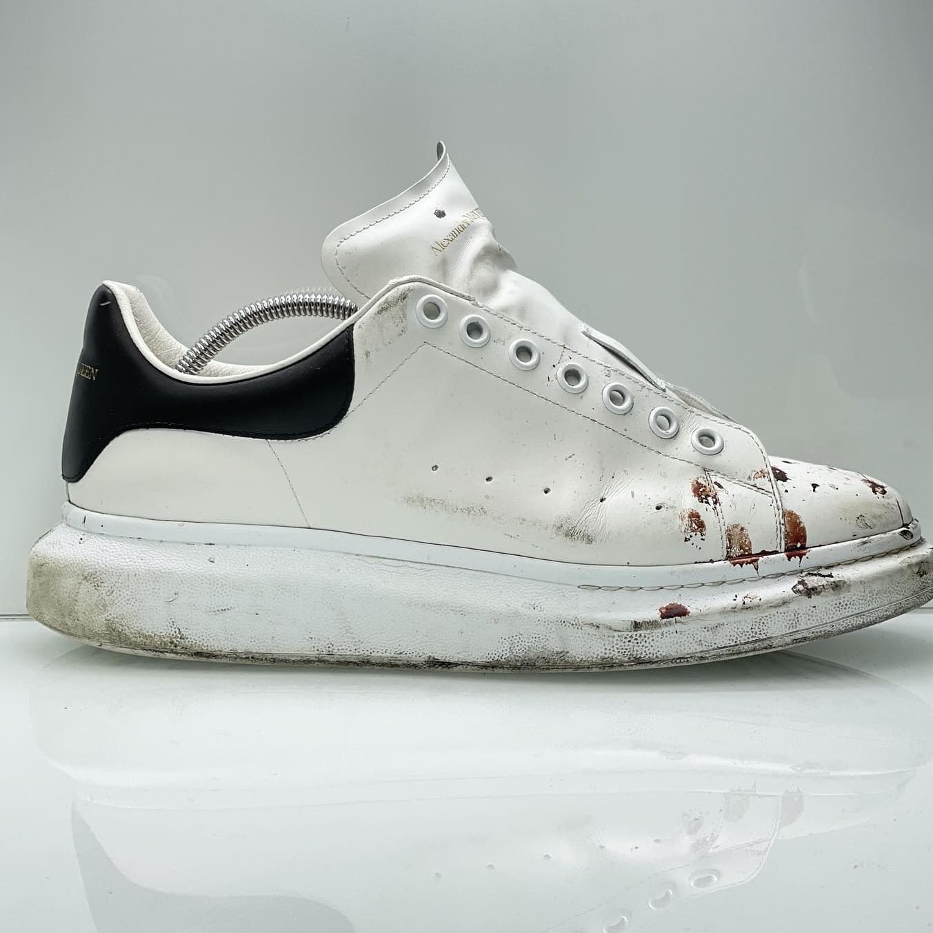Alexander McQueen Oversized vor der Reinigung
