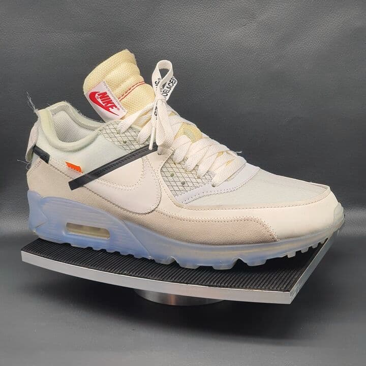 Off-White x Nike Air Max 90